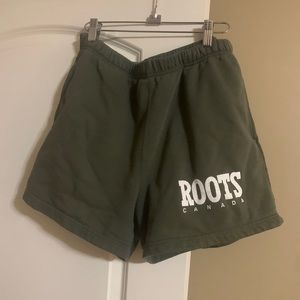 Roots shorts